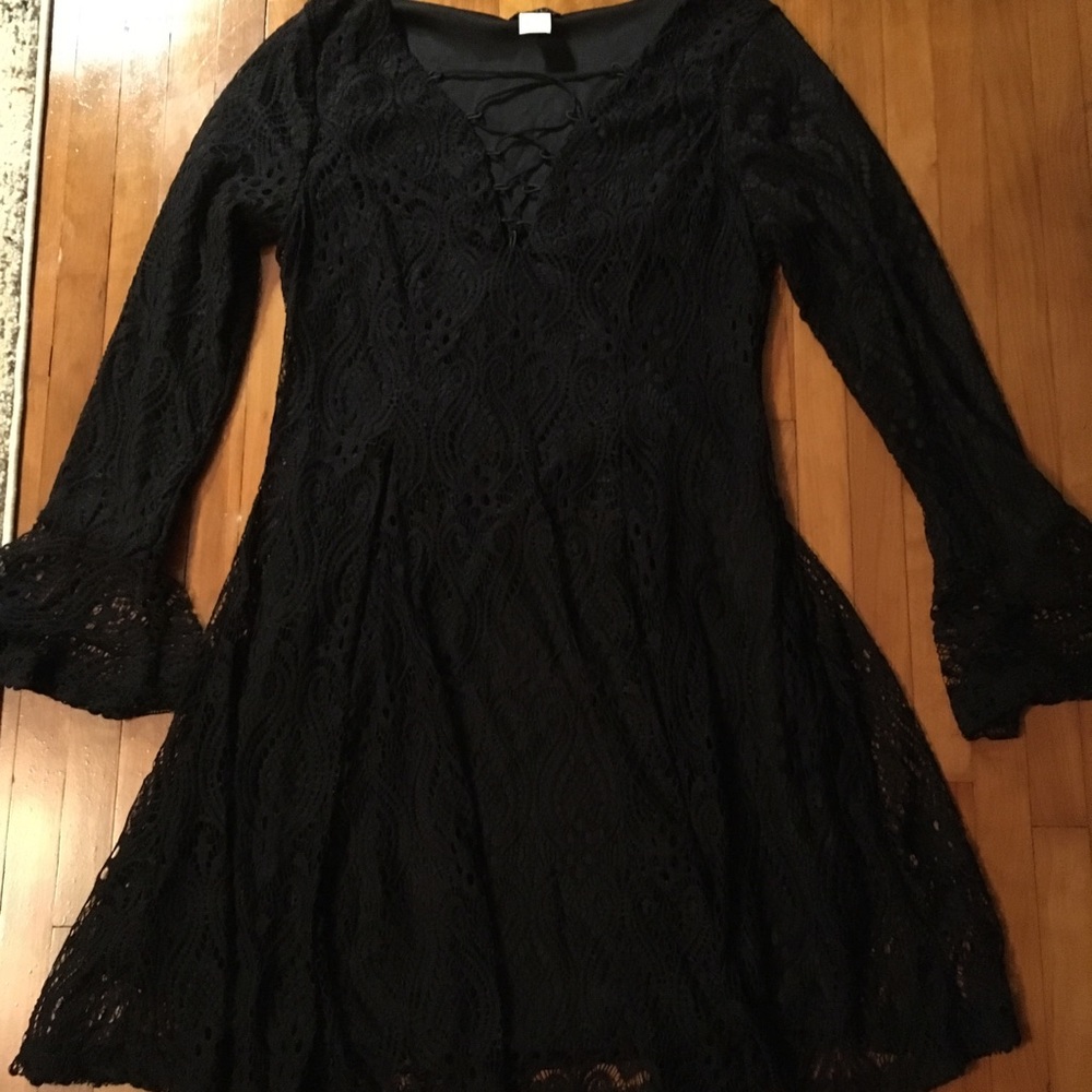 Simple but elegant little black dress